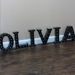 6 letters all pieces included